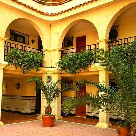 2 Bedrooms With Shared Pool Furnished Garden And Wifi At 1 Km Away From The Beach Apartamento Salou