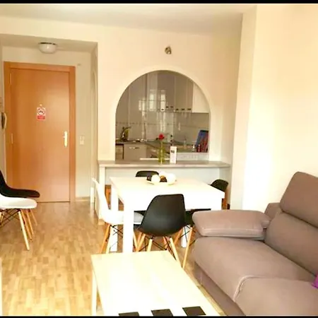 2 Bedrooms With Shared Pool Furnished Garden And Wifi At 1 Km Away From The Beach * Salou